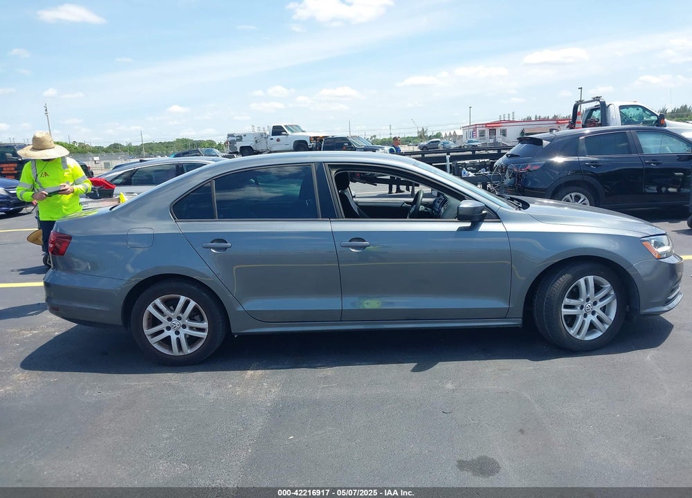 2018 VOLKSWAGEN JETTA 1.4T S VIN: 3VW2B7AJ7JM261916