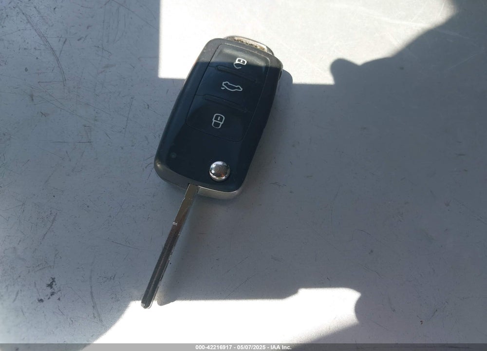 2018 VOLKSWAGEN JETTA 1.4T S VIN: 3VW2B7AJ7JM261916