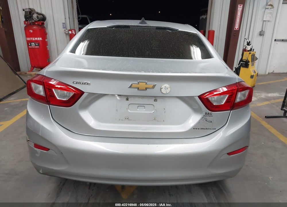 2018 CHEVROLET CRUZE VIN: 1G1BC5SM9J7168119