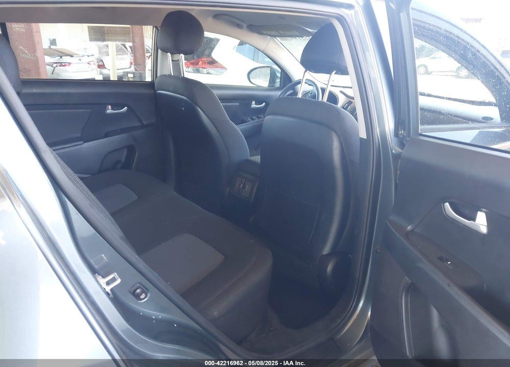 2014 KIA SPORTAGE LX VIN: KNDPBCACXE7601563