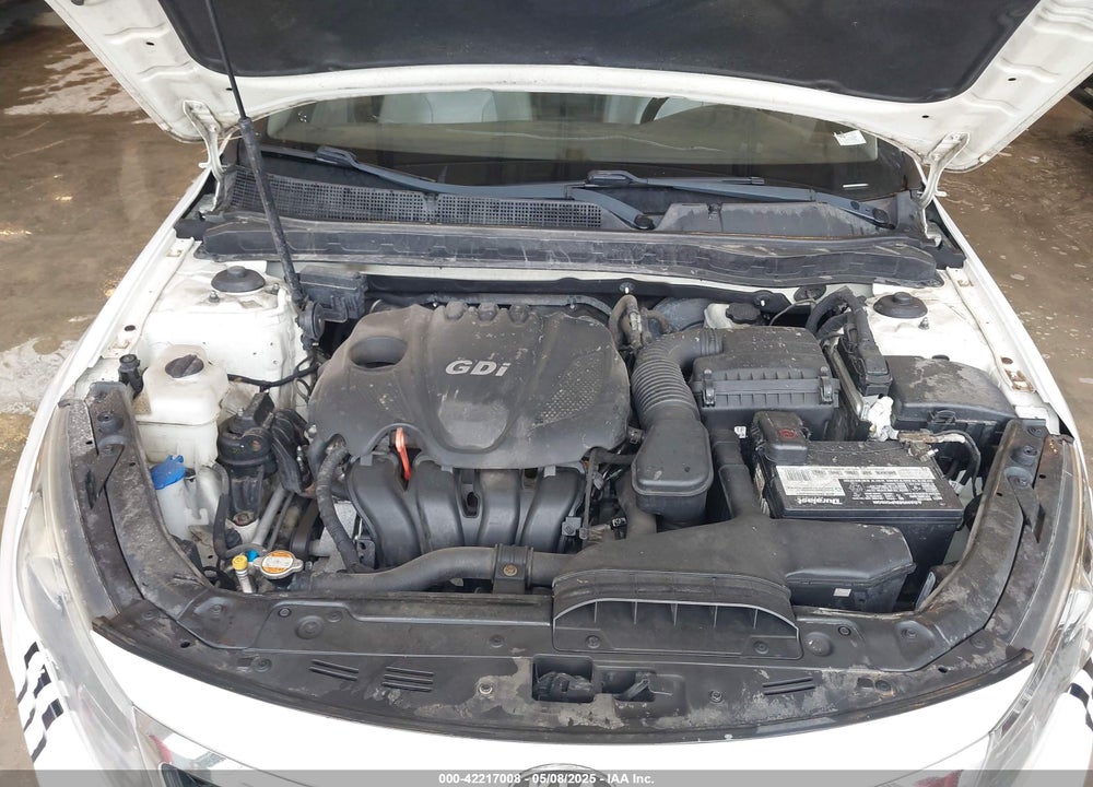 2011 KIA OPTIMA VIN: KNAGN4A79B5086611