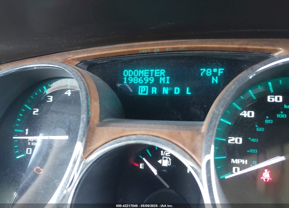 2011 BUICK ENCLAVE VIN: 5GAKRBED5BJ199521