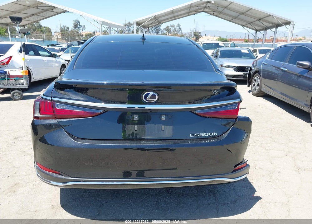 2024 LEXUS ES 300H VIN: 58ADA1C18RU044024