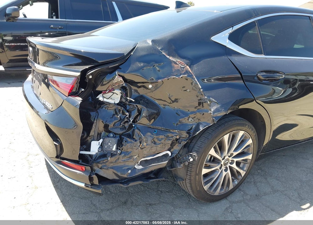 2024 LEXUS ES 300H VIN: 58ADA1C18RU044024