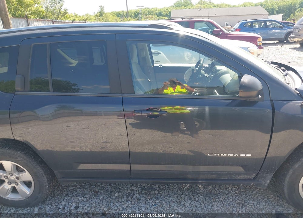 2014 JEEP COMPASS VIN: 1C4NJCBA4ED747529