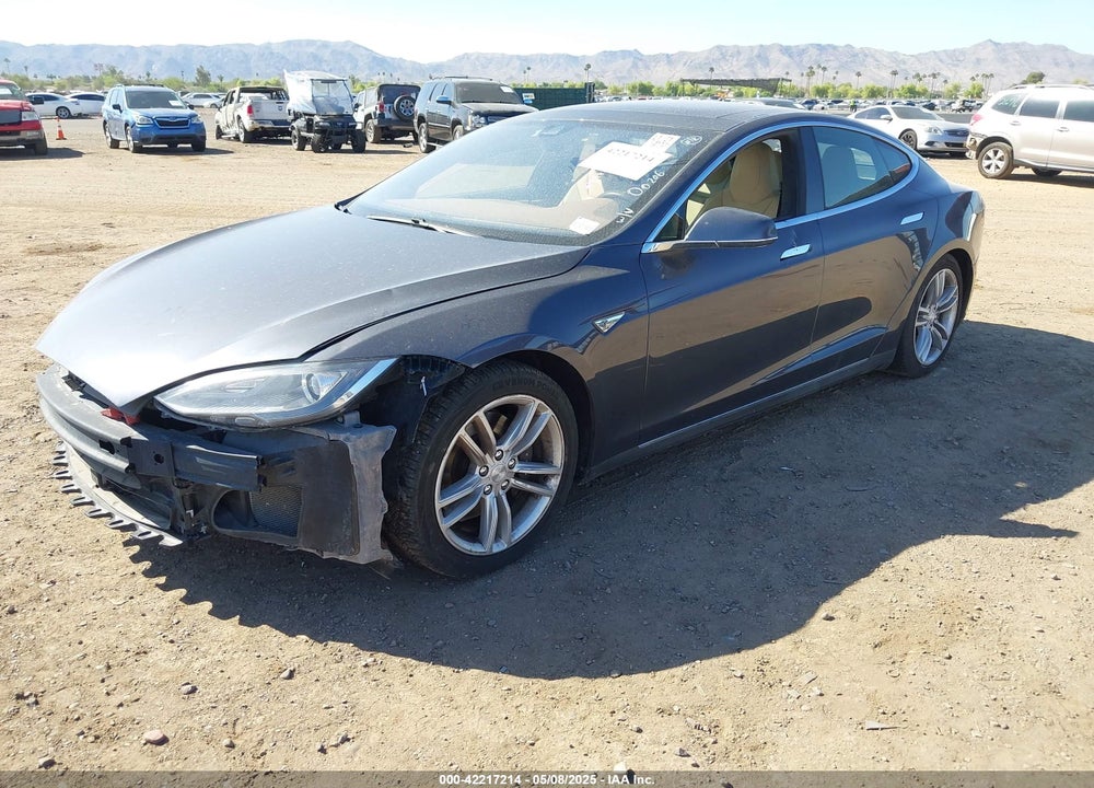 2015 TESLA MODEL S VIN: 5YJSA1H17FFP74930