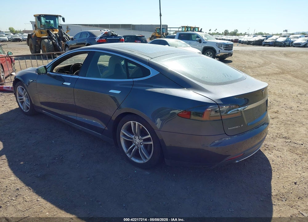 2015 TESLA MODEL S VIN: 5YJSA1H17FFP74930