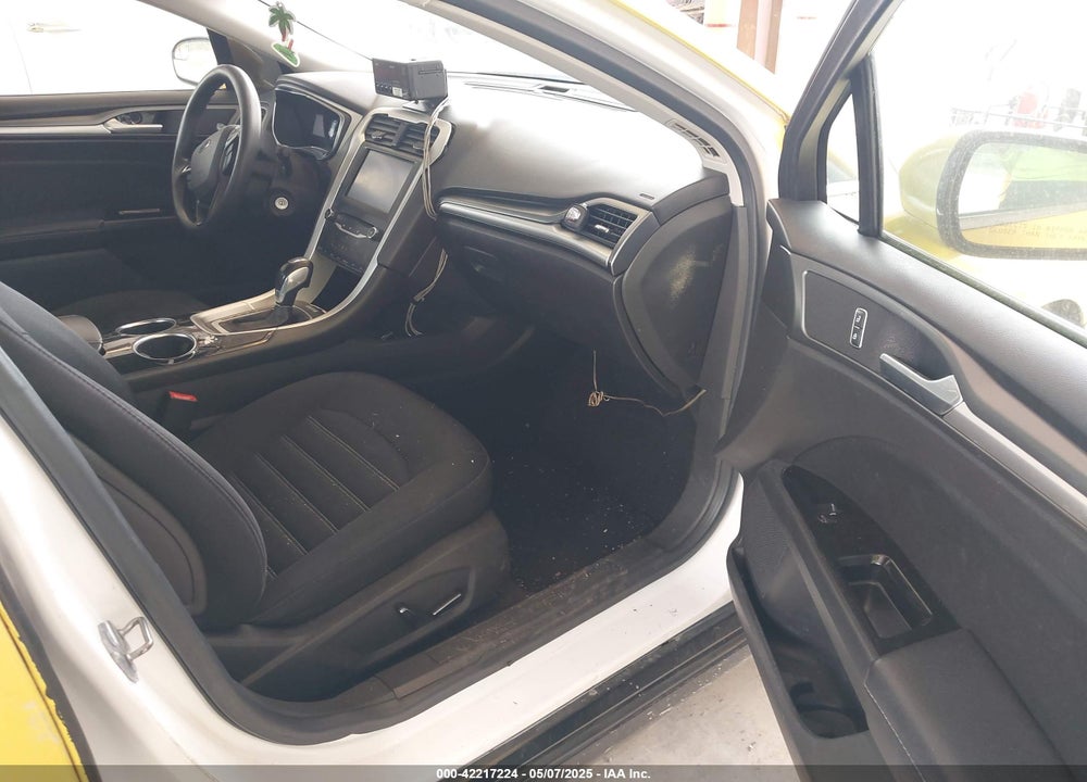 2013 FORD FUSION VIN: 3FA6P0HR2DR129667