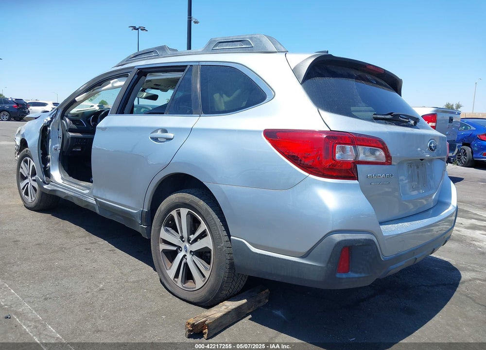 2018 SUBARU OUTBACK 2.5I LIMITED VIN: 4S4BSANC6J3354807