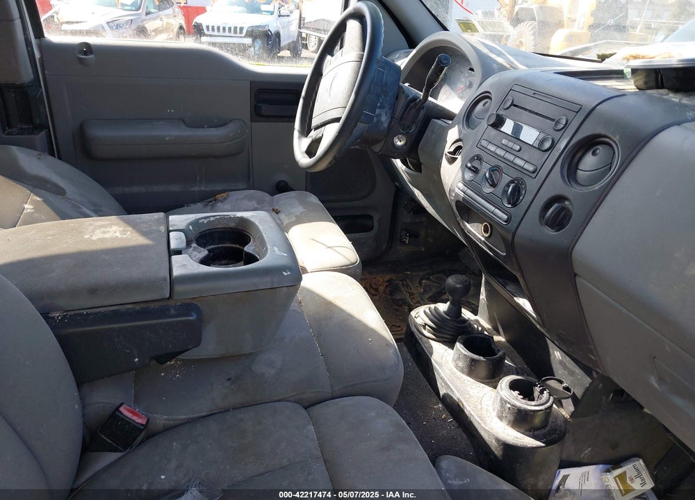 2004 FORD F-150 STX/XL/XLT VIN: 1FTRX14W74NC09767