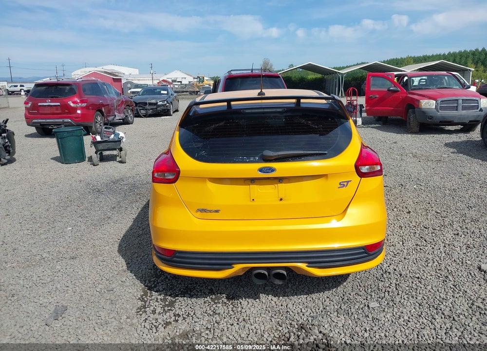 2015 FORD FOCUS ST VIN: 1FADP3L97FL358170