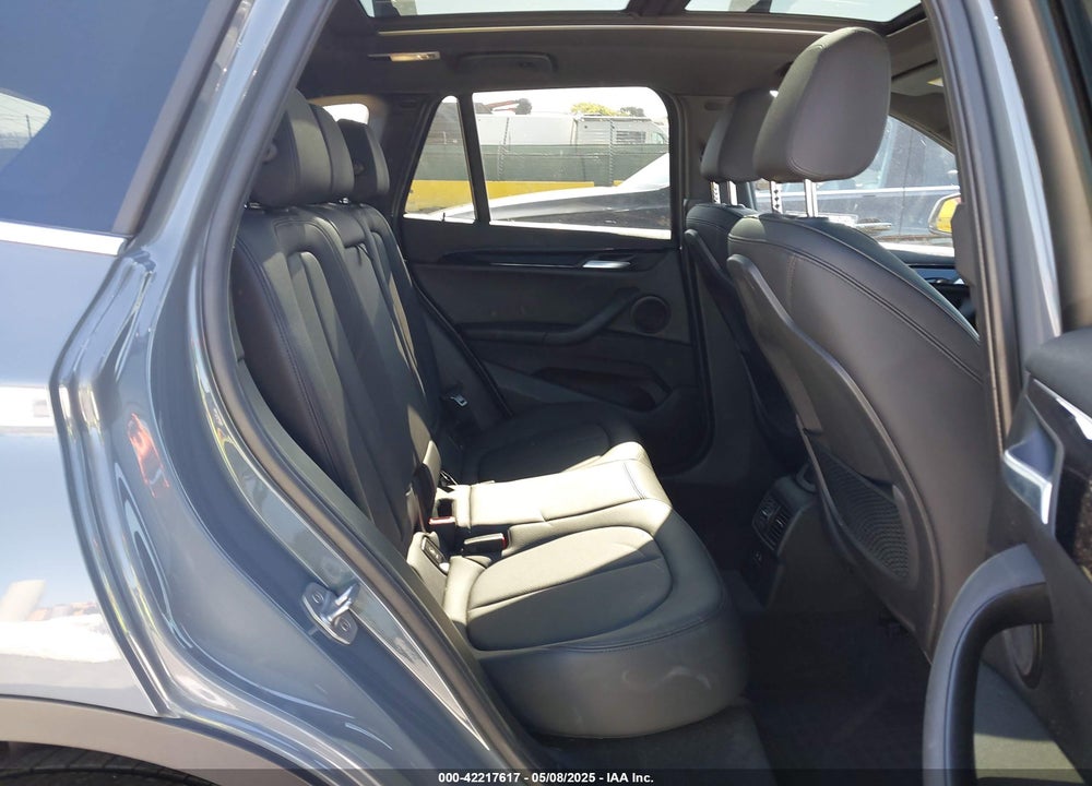 2020 BMW X1 VIN: WBXJG9C02L5R24899