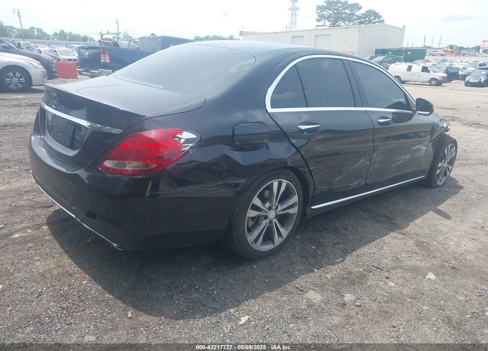 2016 MERCEDES-BENZ C VIN: WDDWF4JB8GR151812