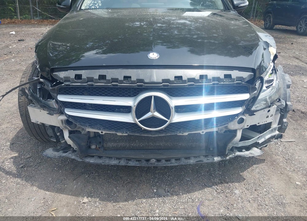 2016 MERCEDES-BENZ C VIN: WDDWF4JB8GR151812