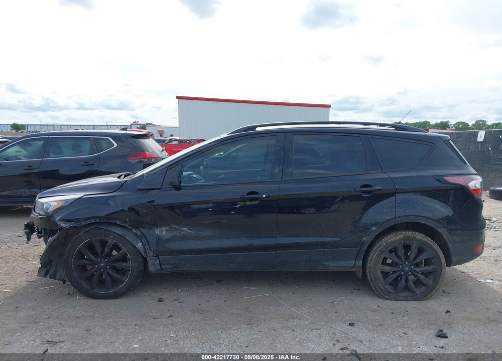 2017 FORD ESCAPE VIN: 1FMCU0GD0HUE23347