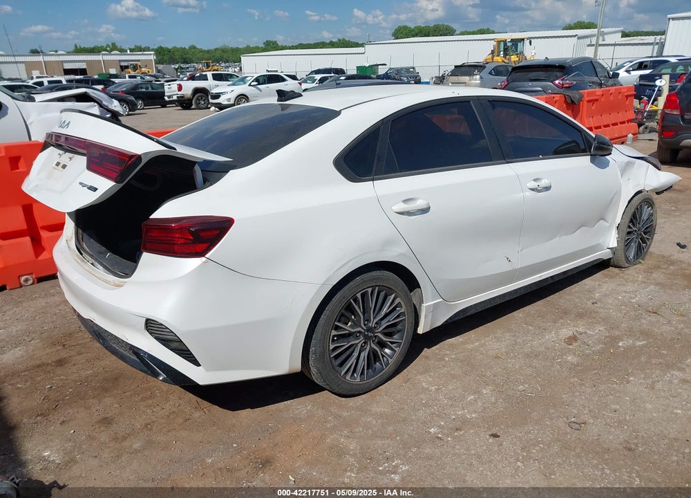 2023 KIA FORTE VIN: 3KPF54AD5PE689975