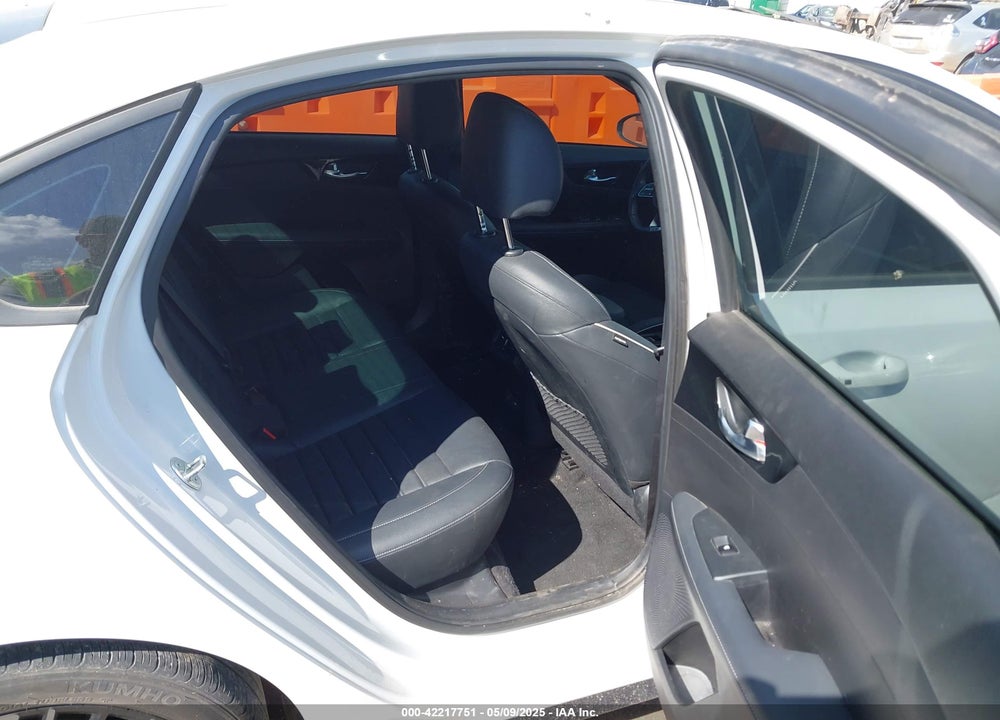 2023 KIA FORTE VIN: 3KPF54AD5PE689975