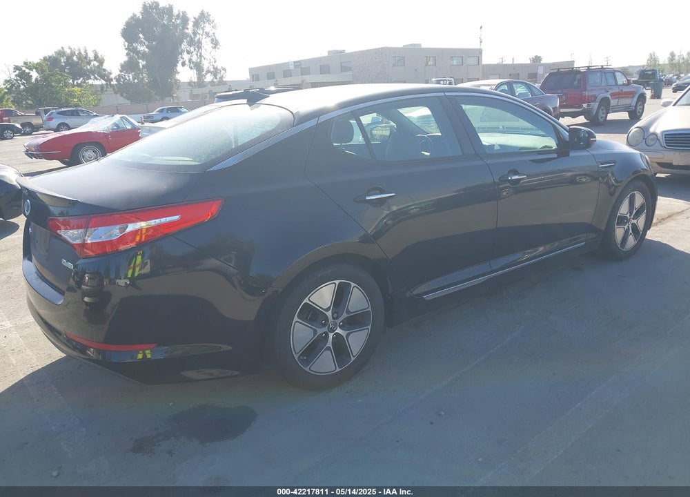 2011 KIA OPTIMA VIN: KNAGM4AD6B5001894