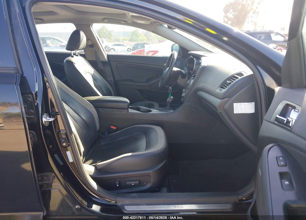 2011 KIA OPTIMA VIN: KNAGM4AD6B5001894