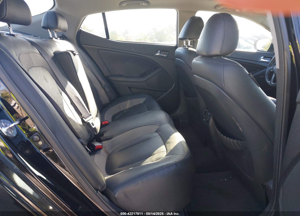 2011 KIA OPTIMA VIN: KNAGM4AD6B5001894