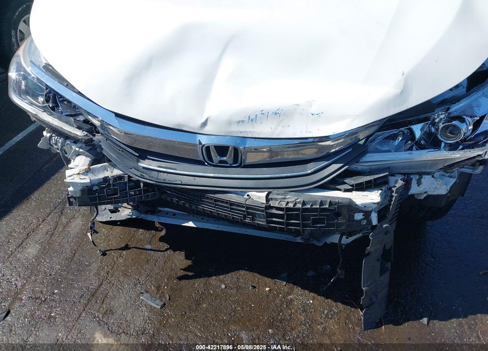 2017 HONDA ACCORD VIN: 1HGCR2F54HA272219