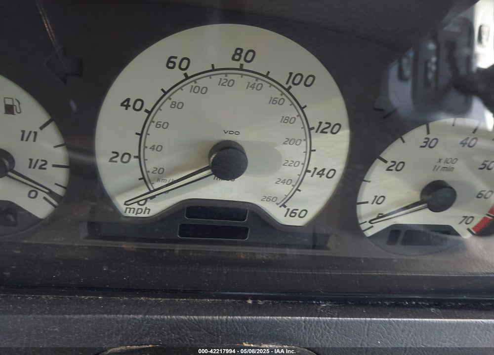 2000 MERCEDES-BENZ C 230 VIN: WDBHA24G8YA842768