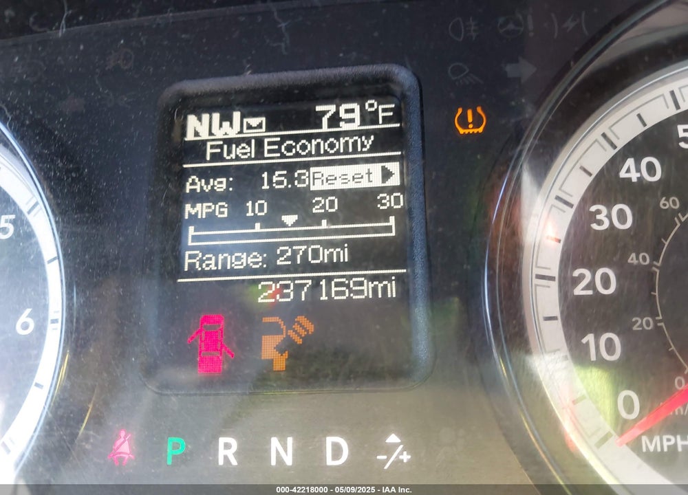 2017 RAM 1500 VIN: 3C6RR7KT3HG742615