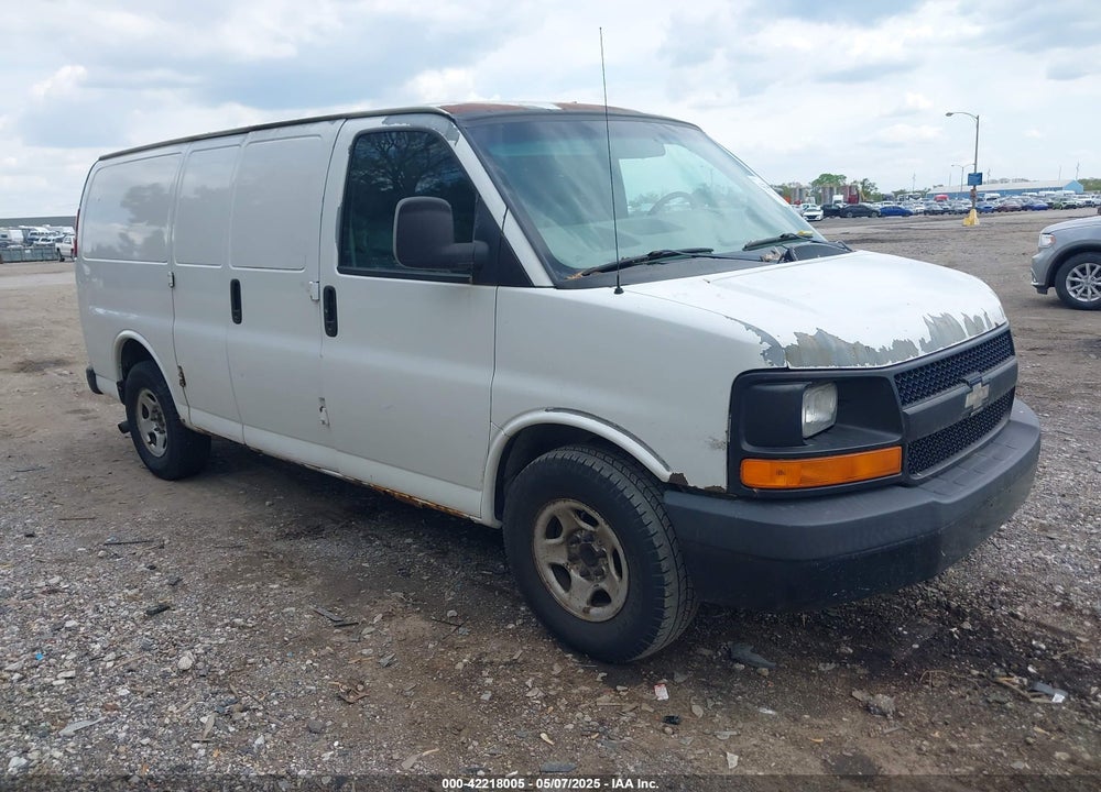 2005 CHEVROLET EXPRESS VIN: 1GCFG15X951101878