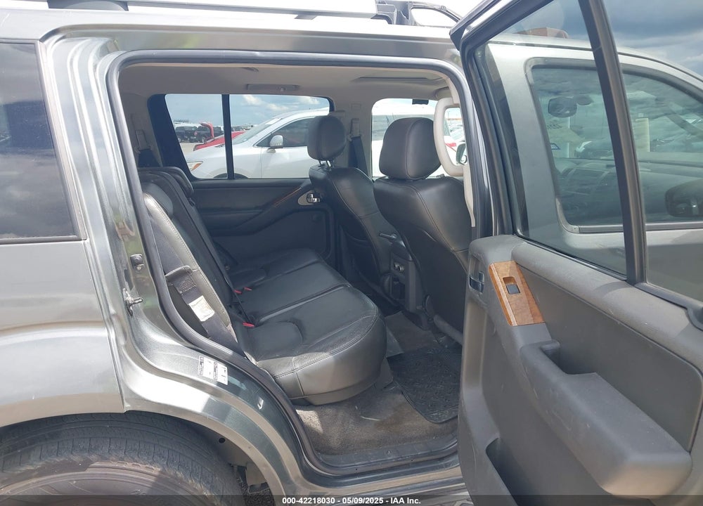 2005 NISSAN PATHFINDER VIN: 5N1AR18WX5C740388