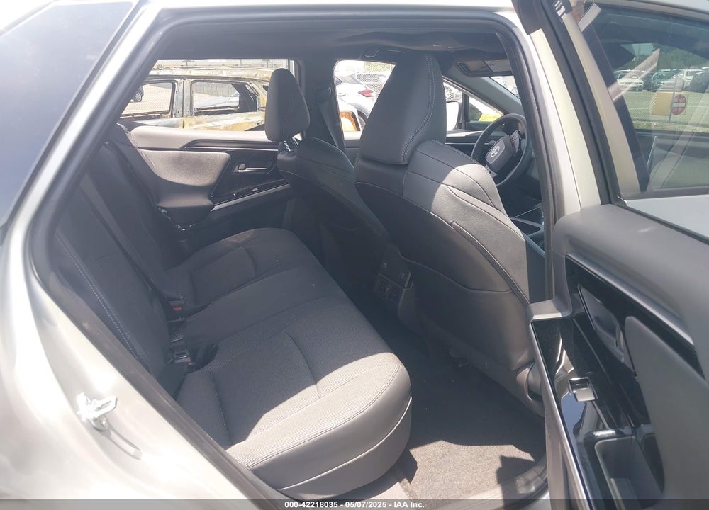 2024 TOYOTA BZ4X XLE VIN: JTMAAAAA2RA052994
