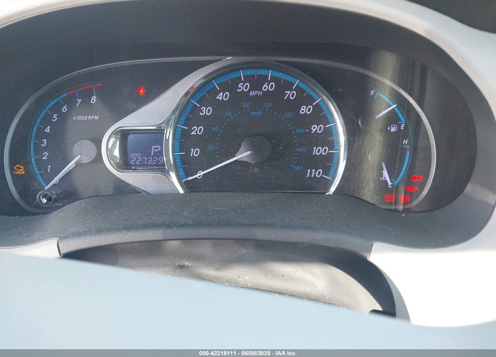 2011 TOYOTA SIENNA XLE V6 VIN: 5TDYK3DC9BS133603