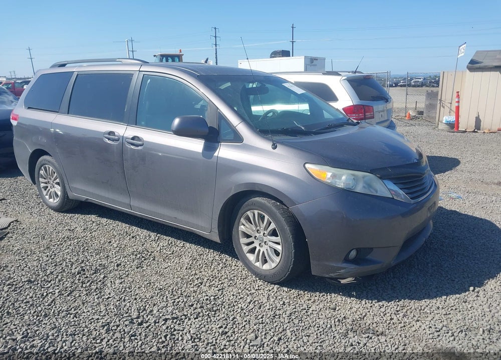 2011 TOYOTA SIENNA XLE V6 VIN: 5TDYK3DC9BS133603