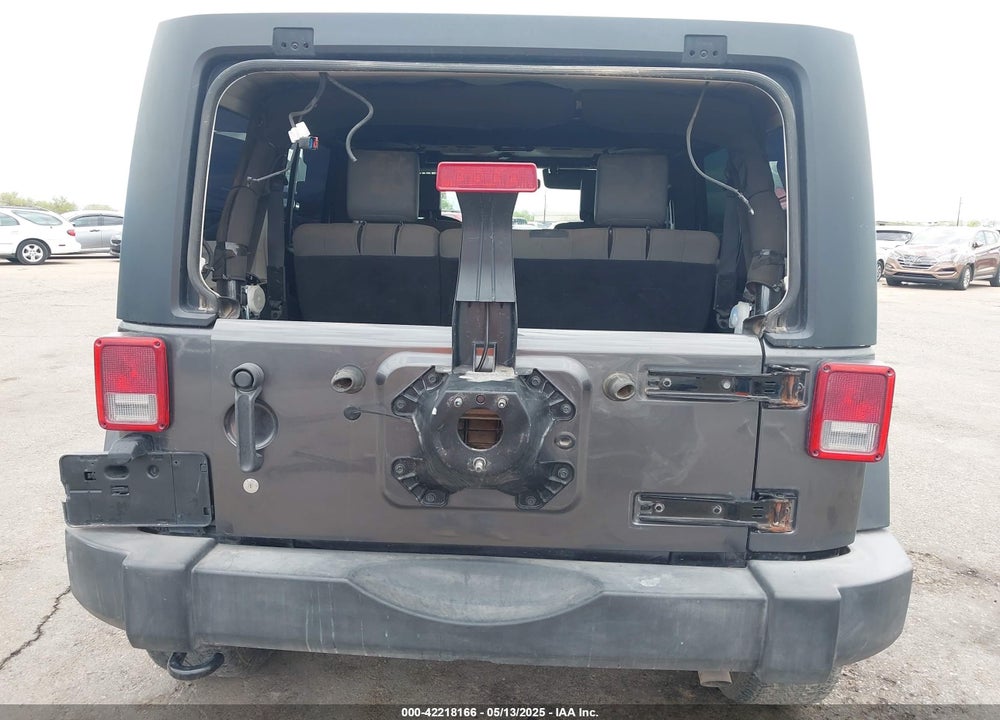 2016 JEEP WRANGLER UNLIMITED SPORT VIN: 1C4BJWDGXGL286383
