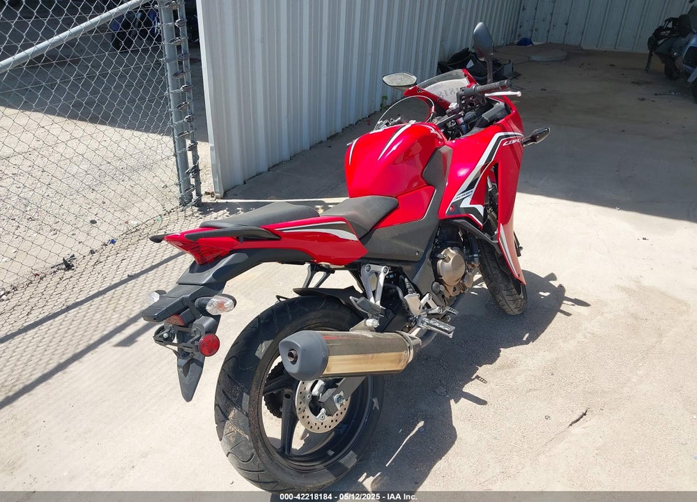 2021 HONDA CBR300 R VIN: MLHNC5106M5700913
