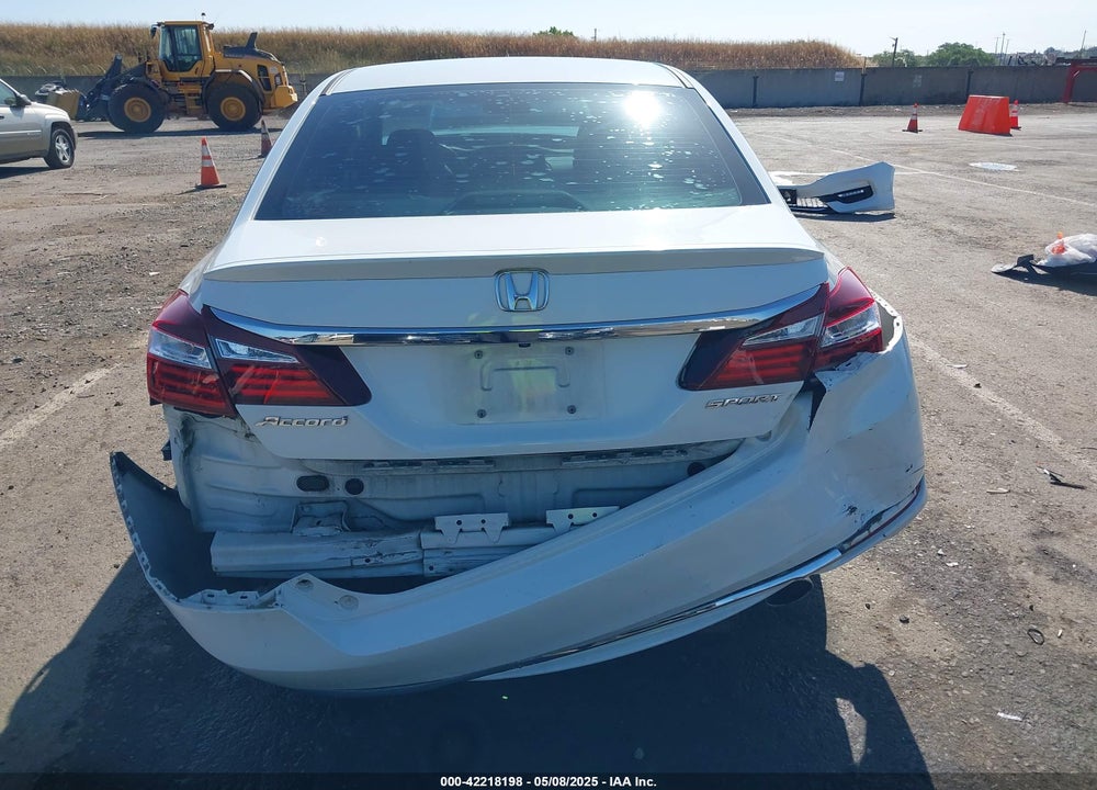 2017 HONDA ACCORD VIN: 1HGCR2F55HA304899