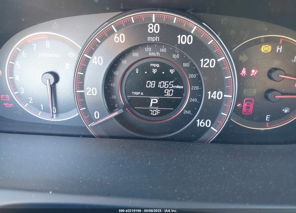2017 HONDA ACCORD VIN: 1HGCR2F55HA304899