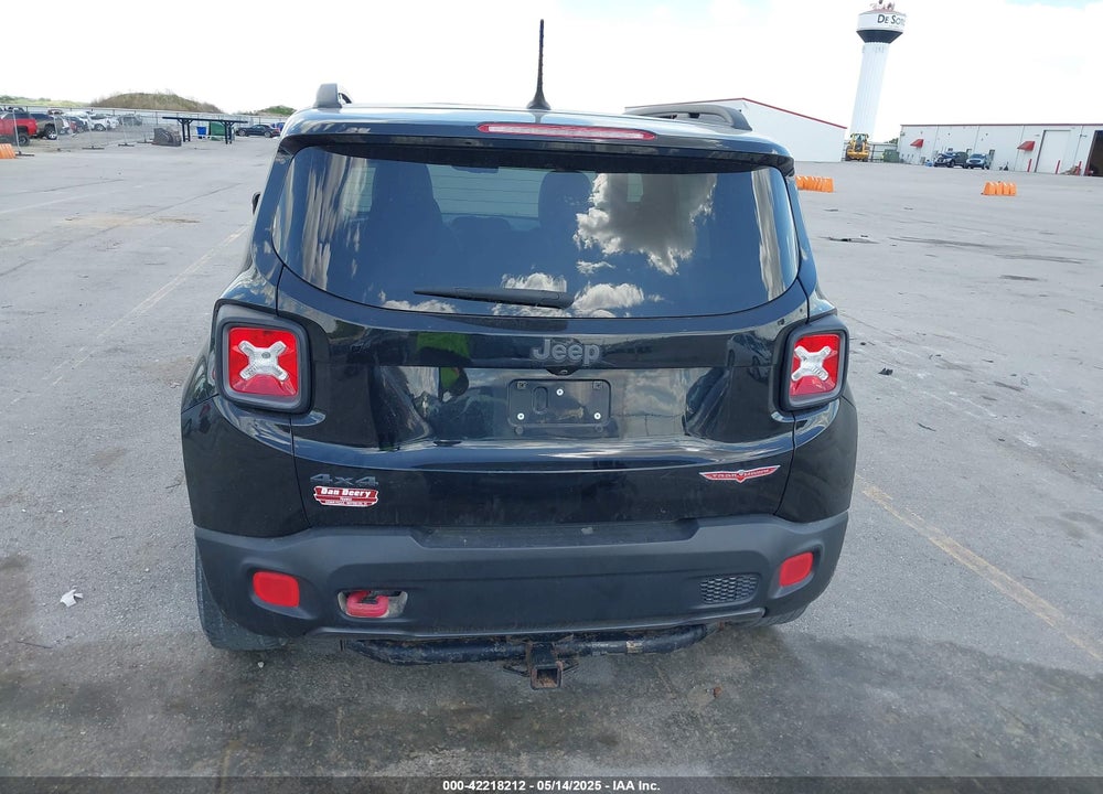 2016 JEEP RENEGADE TRAILHAWK VIN: ZACCJBCT7GPD44716