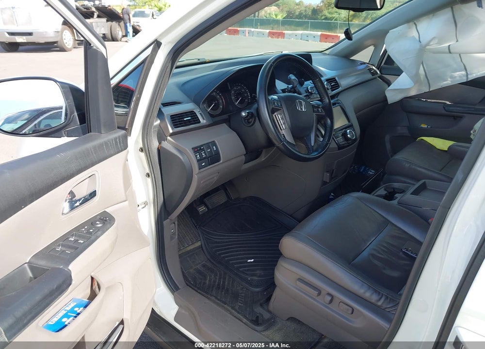 2016 HONDA ODYSSEY EX-L VIN: 5FNRL5H69GB067759