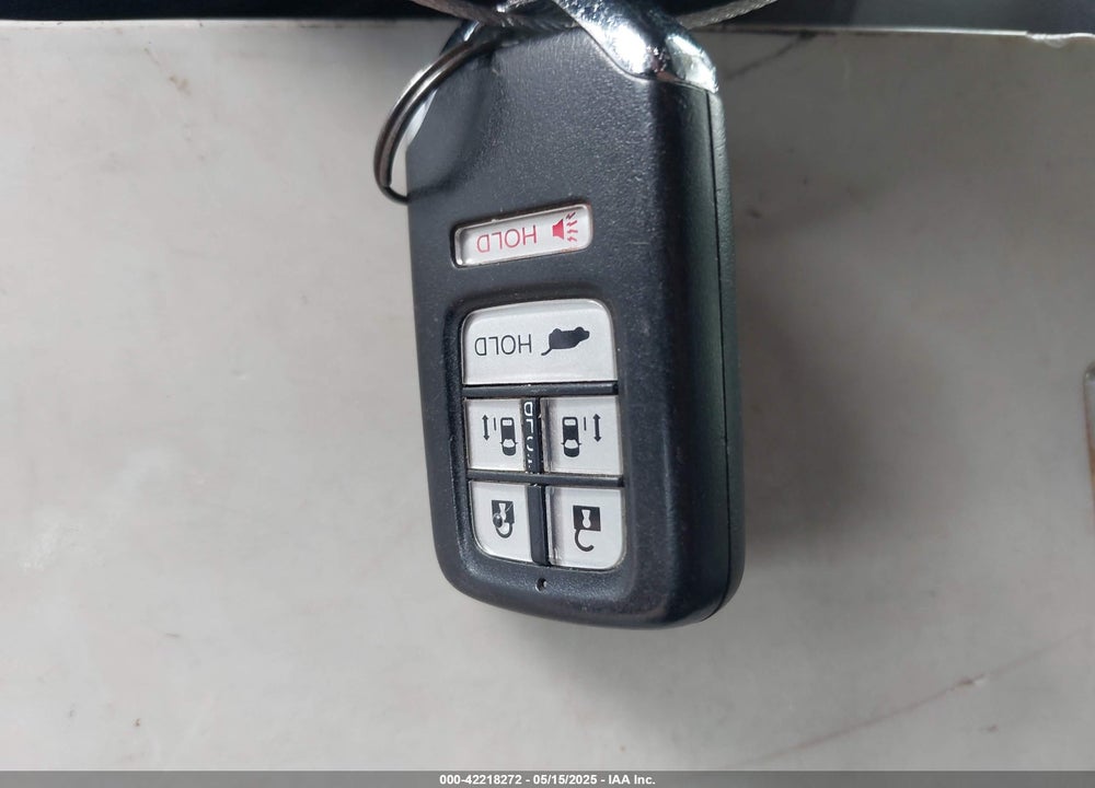 2016 HONDA ODYSSEY EX-L VIN: 5FNRL5H69GB067759