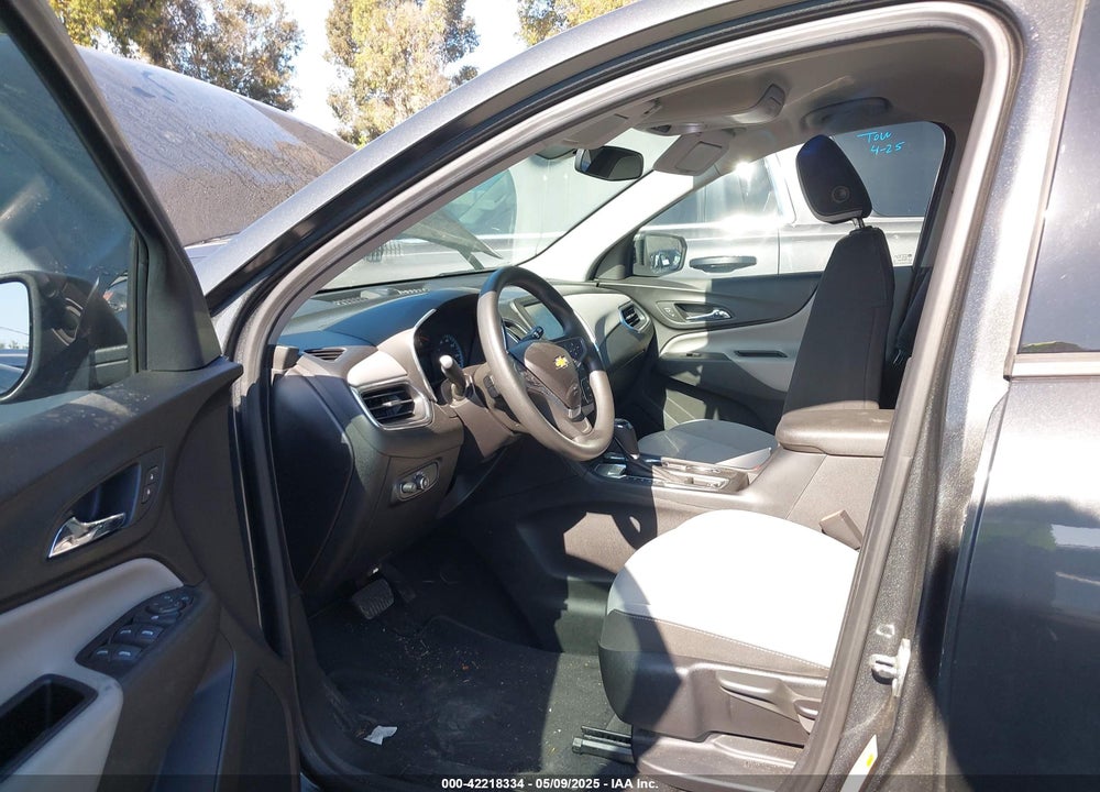 2018 CHEVROLET EQUINOX VIN: 2GNAXHEV3J6209820