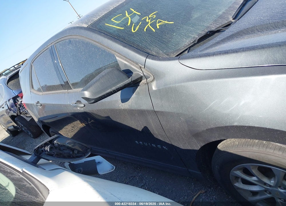 2018 CHEVROLET EQUINOX VIN: 2GNAXHEV3J6209820
