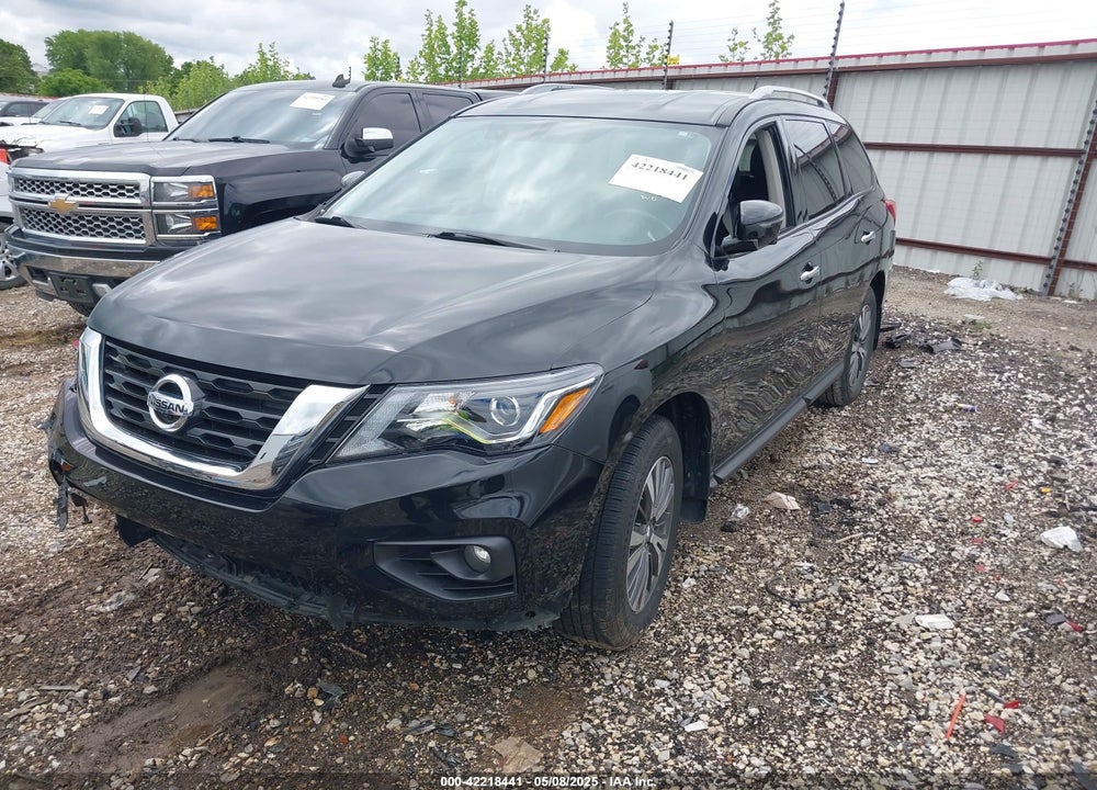 2017 NISSAN PATHFINDER VIN: 5N1DR2MM3HC676805