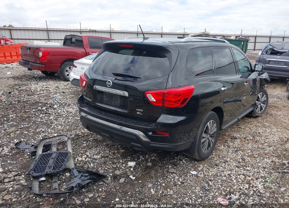 2017 NISSAN PATHFINDER VIN: 5N1DR2MM3HC676805