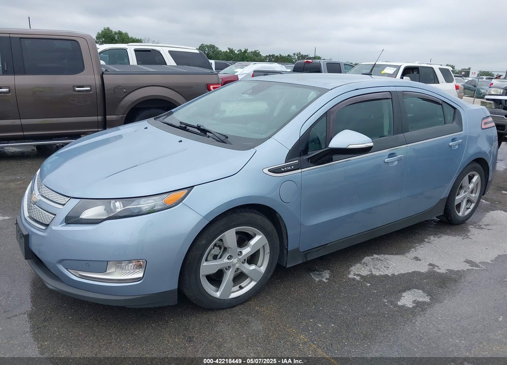 2013 CHEVROLET VOLT VIN: 1G1RB6E45DU122389