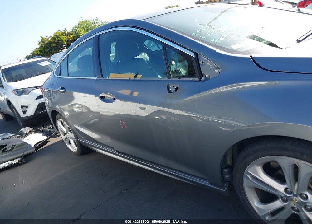 2018 CHEVROLET CRUZE VIN: 1G1BF5SM9J7127612