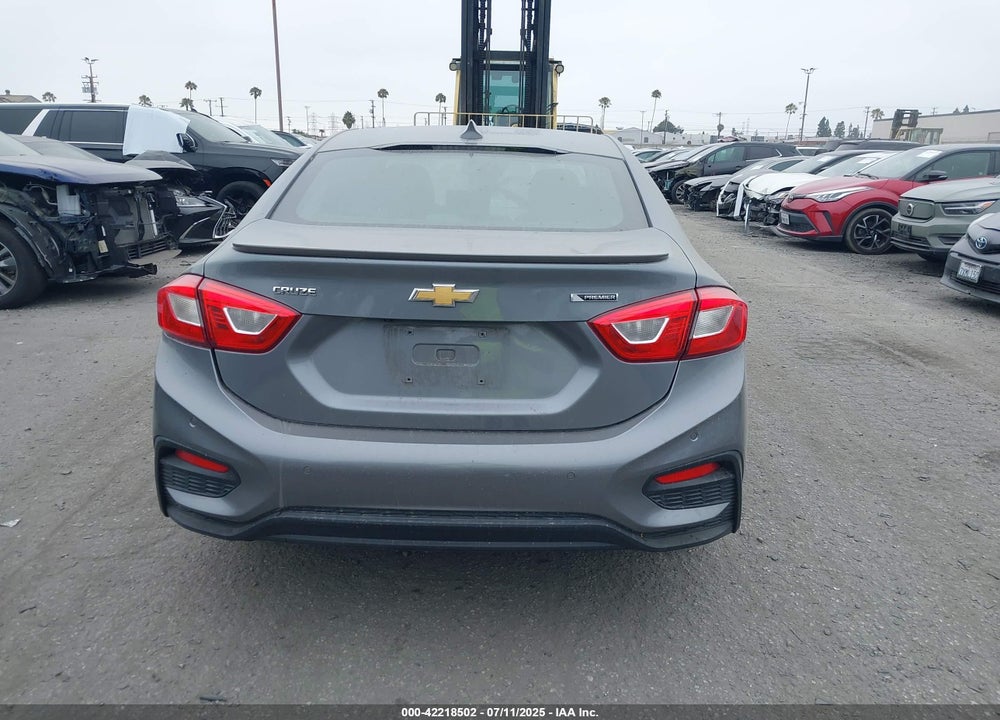 2018 CHEVROLET CRUZE VIN: 1G1BF5SM9J7127612