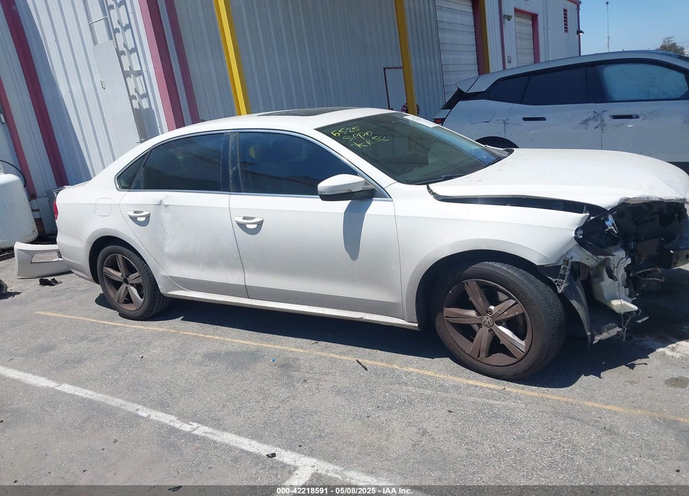 2013 VOLKSWAGEN PASSAT VIN: 1VWBN7A39DC037917