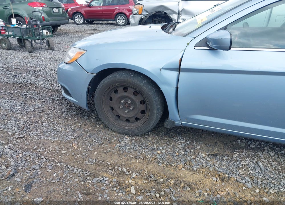 2014 CHRYSLER 200 LX VIN: 1C3CCBAB5EN207790