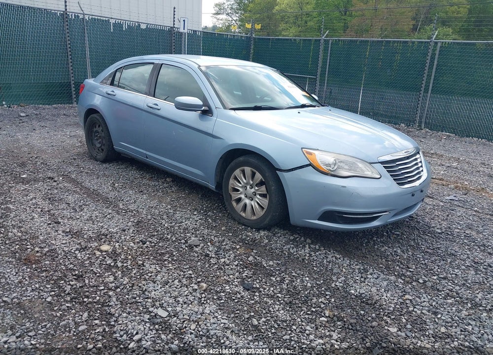 2014 CHRYSLER 200 LX VIN: 1C3CCBAB5EN207790