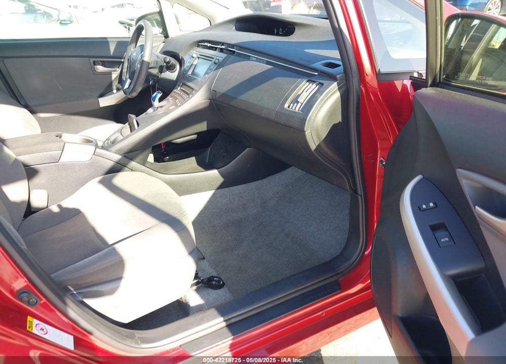 2015 TOYOTA PRIUS THREE VIN: JTDKN3DU7F0437060